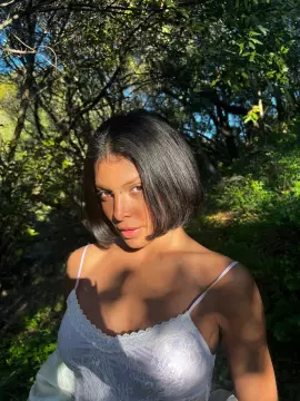Luana90 image 0